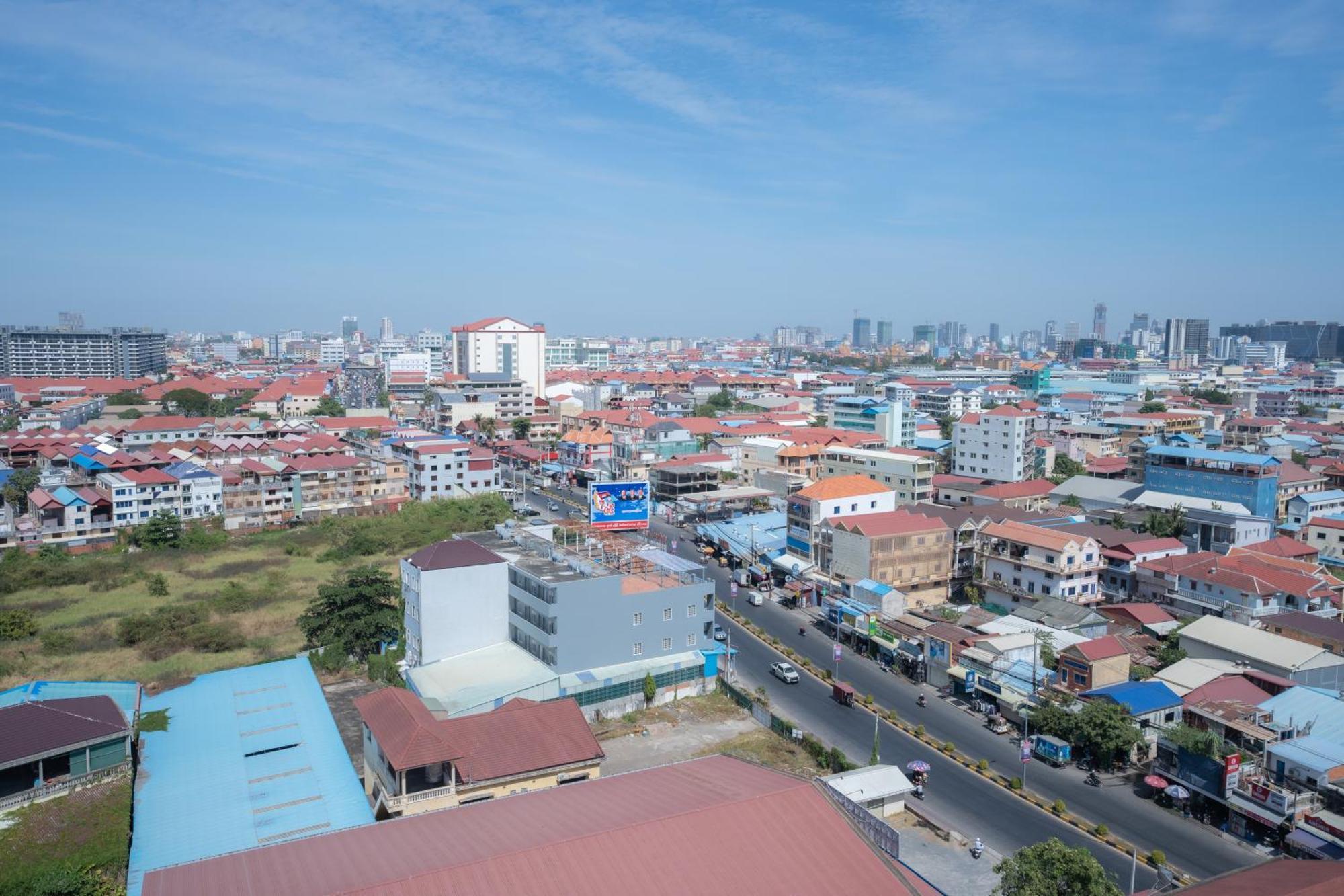 Ark Hotel Phnom Penh Exterior photo